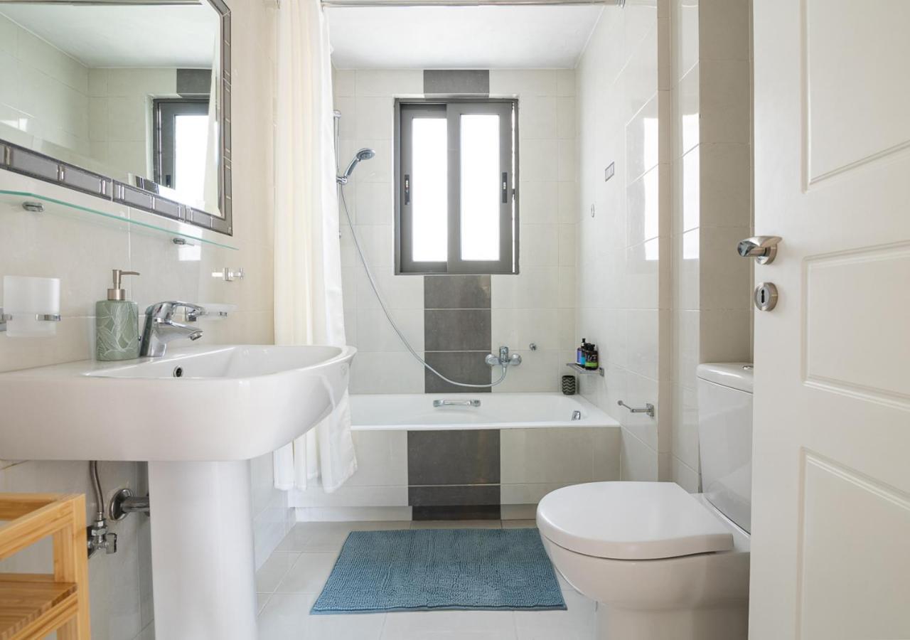 אתונה Elegant Apt 50Meters Close Acropolis מראה חיצוני תמונה