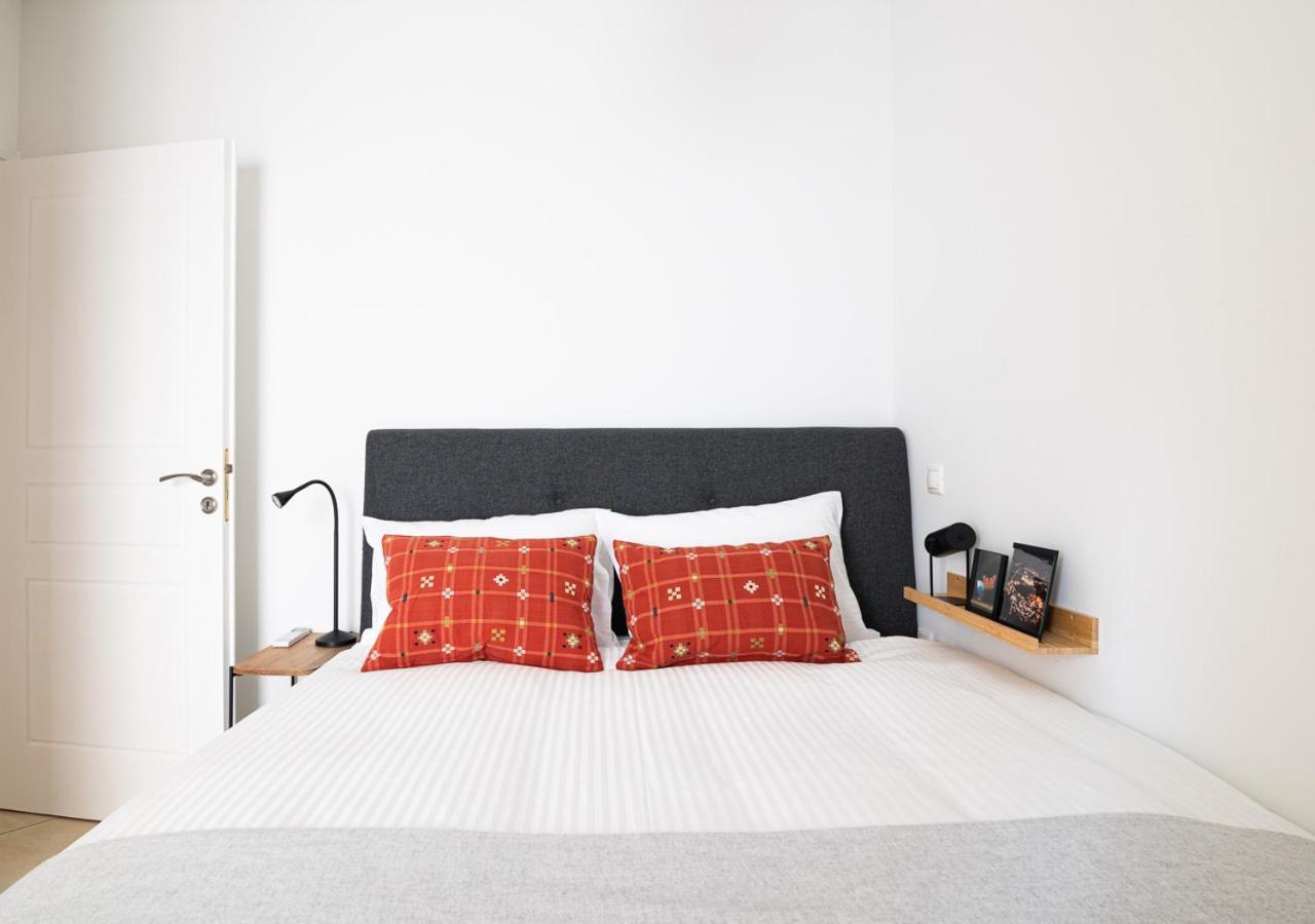 אתונה Elegant Apt 50Meters Close Acropolis מראה חיצוני תמונה
