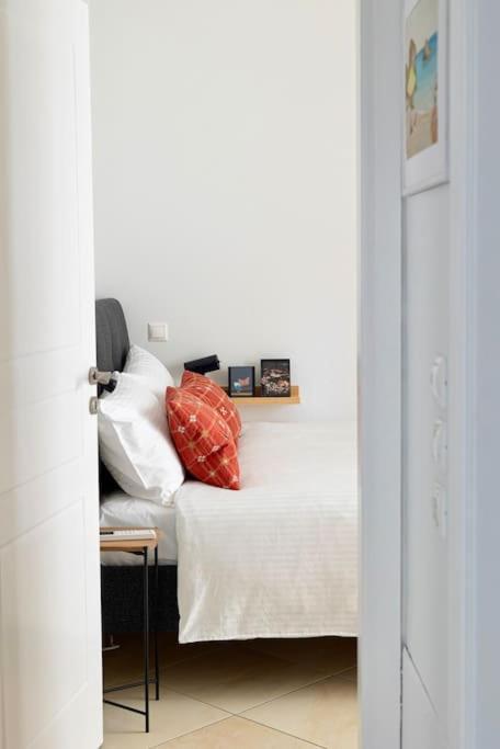 אתונה Elegant Apt 50Meters Close Acropolis מראה חיצוני תמונה